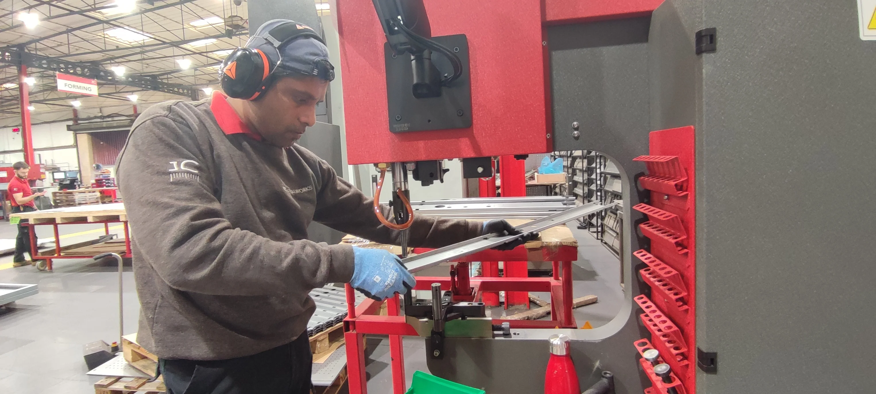 sheet metal fabrication services